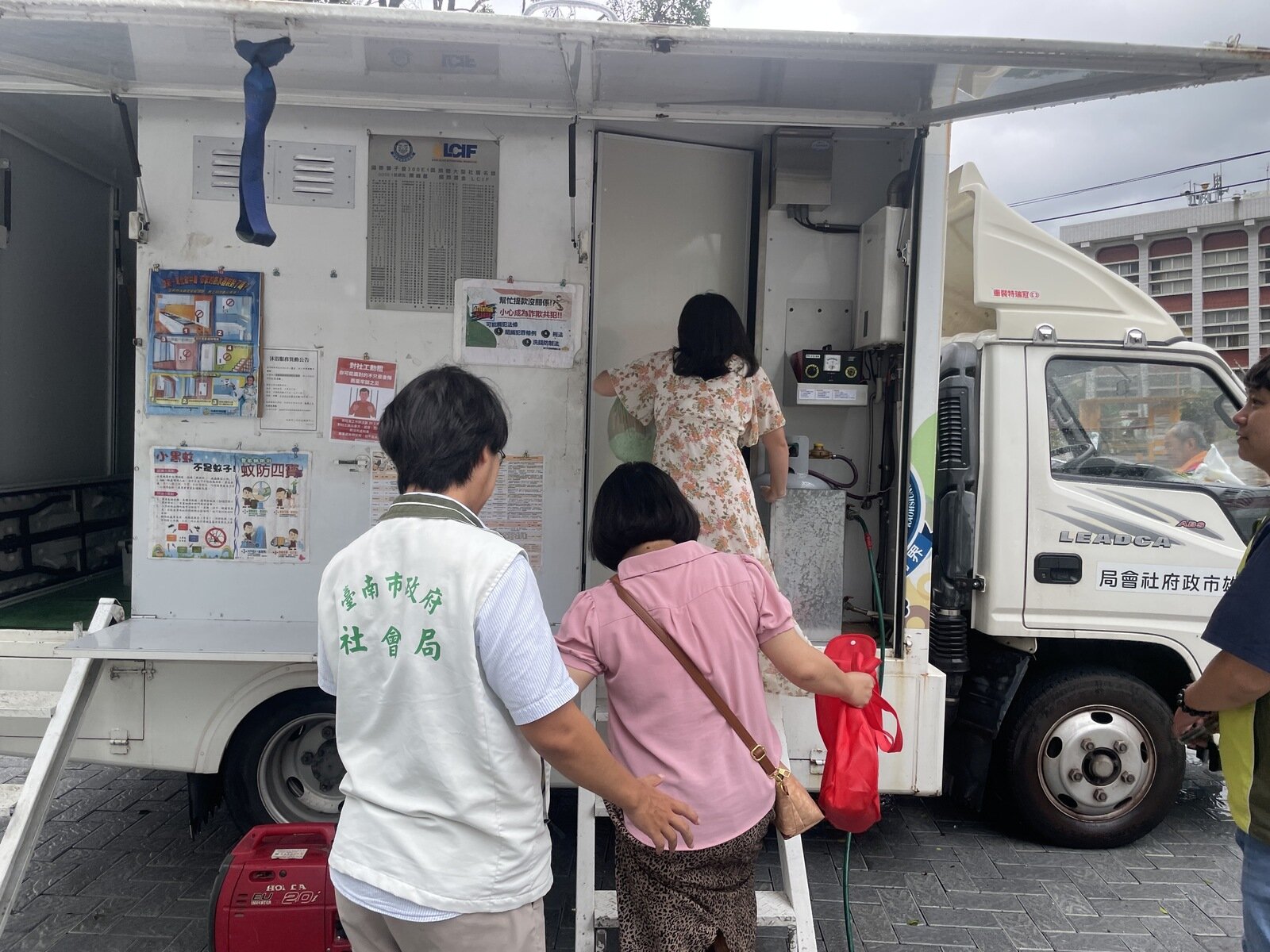 無處不在卻默默用心的溫暖英雄 社會局社工全力協助災後重建與生活穩定